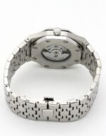 Luxury Audemars Piguet Royal Oak 15400ST.OO.1220ST.01 Mens watch - Image 5